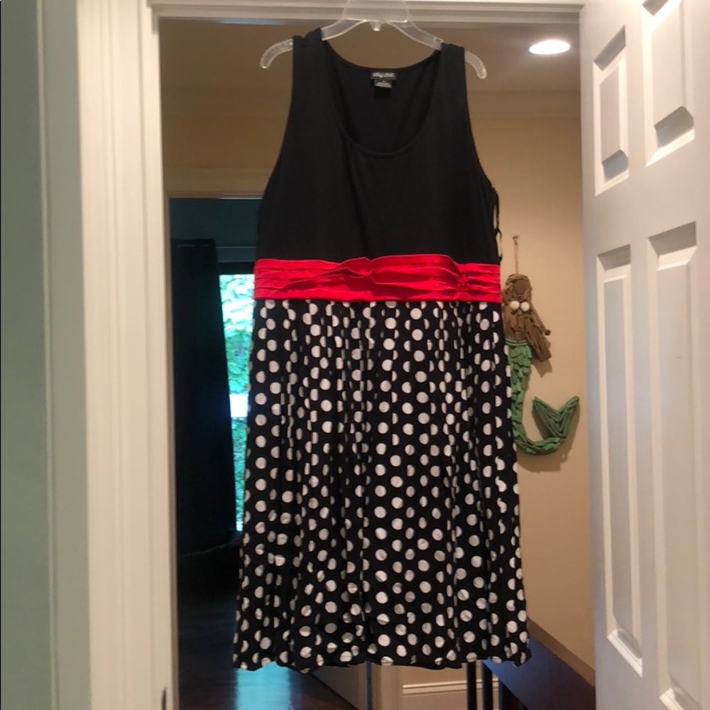 Black/white polka dot dress w/ red detail